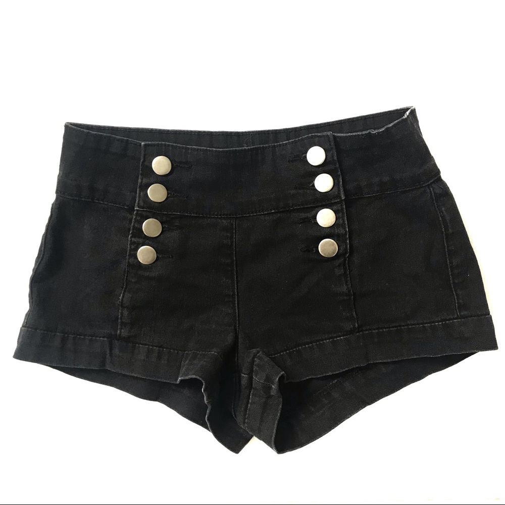 🌈Premium Denim Black Shorts - F21
